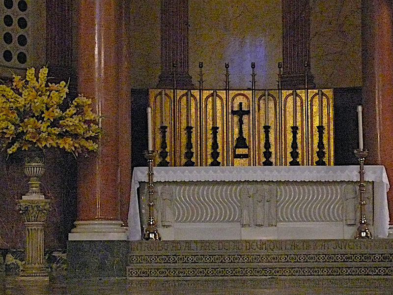 Altar Screen, gold-leaf work by apprentice, Angelo Tasca, 1927, -Photograph Sandra Tasca, 1970, -Archive of the Tasca Estate