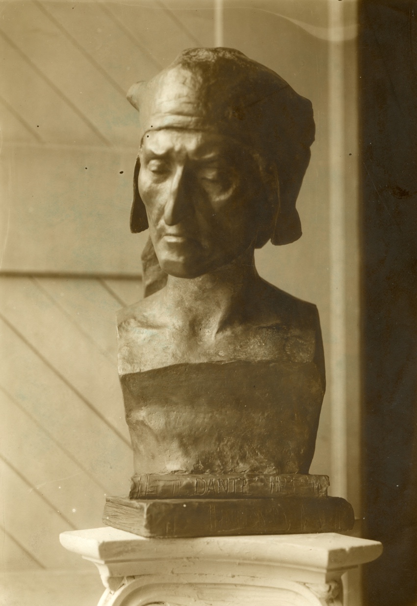 Bust of Dante Alighieri, -Unknown commission, Current location unknown, -Photo Archive of the Tasca Estate